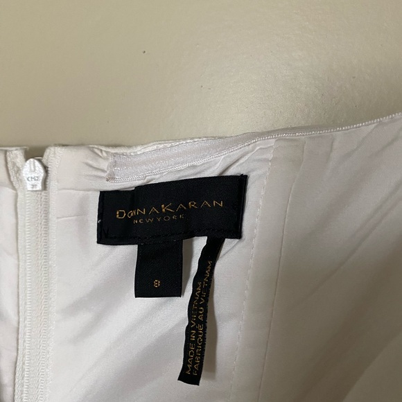 Color block Donna Karan white and black strapless fitted dress. Only wore once! - Picture 4 of 5